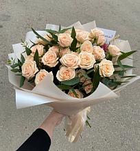Букет Кремовые розы Латте в Загорьевские дали