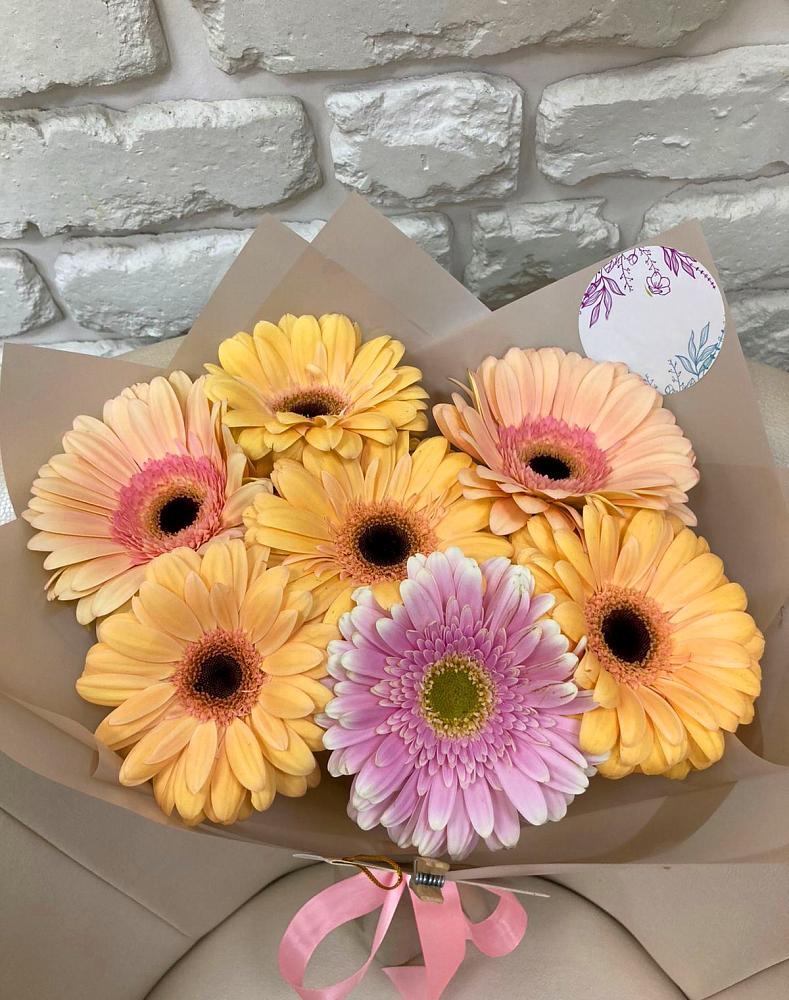Букет цветов из: Герберы в Загорьевские дали