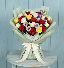 Букет цветов из:  Розы #REPLACE_PRED# Загорьевские дали