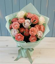 Букет цветов из:  Розы в Загорьевские дали
