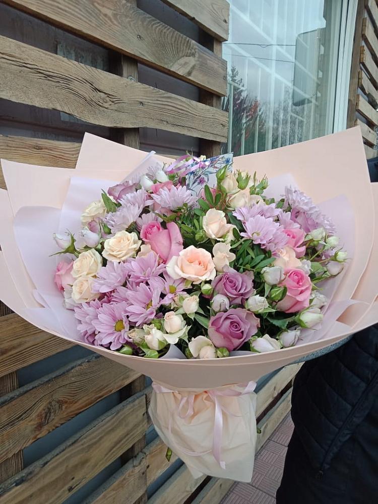 Букет цветов из: Розы и Хризантемы в Загорьевские дали