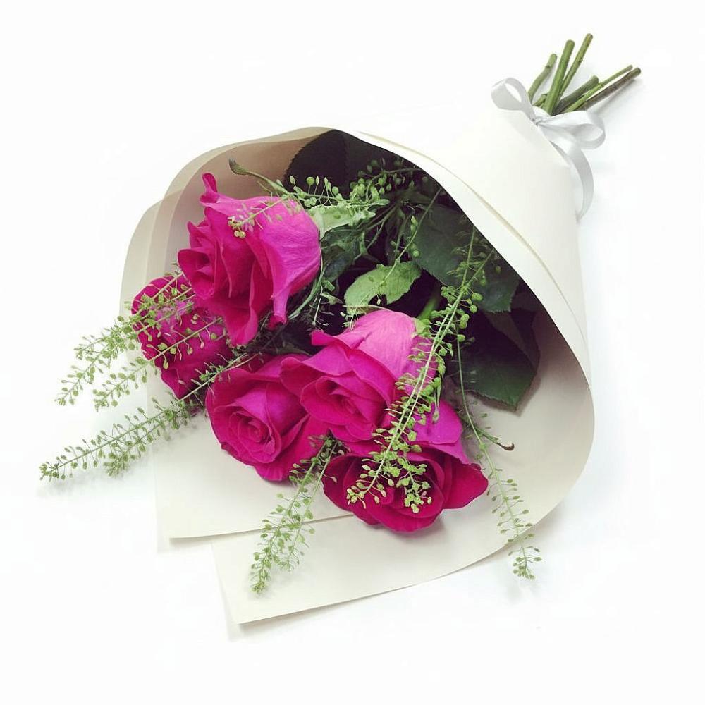 Букет цветов из: Розы в Загорьевские дали