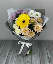 Букет цветов из:  Розы, Герберы и Хризантемы в Загорьевские дали