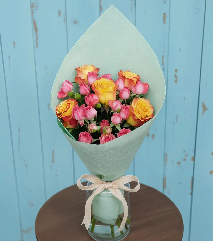 Букет цветов из: Розы в Загорьевские дали