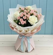 Букет цветов из:  Розы в Загорьевские дали