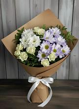Букет цветов из:  Хризантемы и Розы в Загорьевские дали
