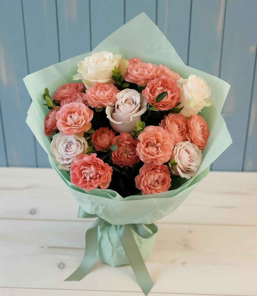 Букет цветов из: Розы в Загорьевские дали