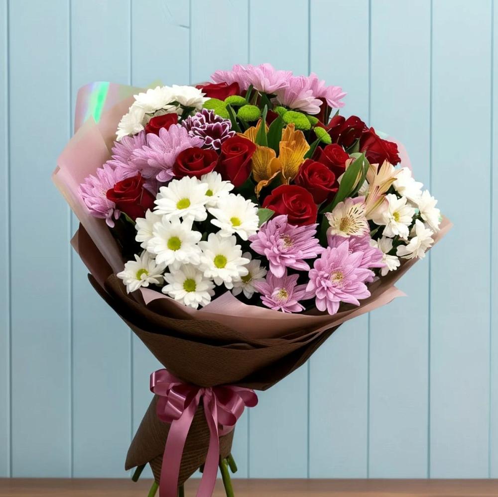 Букет цветов из: Розы, Хризантемы и Альстромерии в Загорьевские дали