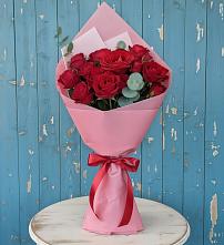 Букет цветов из:  Розы в Загорьевские дали
