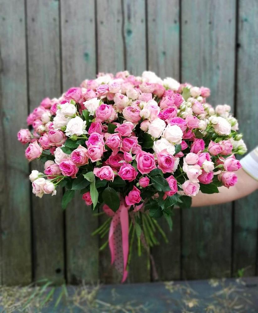 Букет Розовые кустовые розы Натали и Лав Лидия в Загорьевские дали
