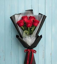 Букет цветов из:  Розы в Загорьевские дали
