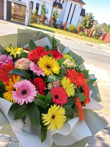 Букет цветов из: Герберы в Загорьевские дали