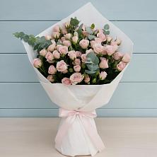 Букет цветов из:  Розы в Загорьевские дали