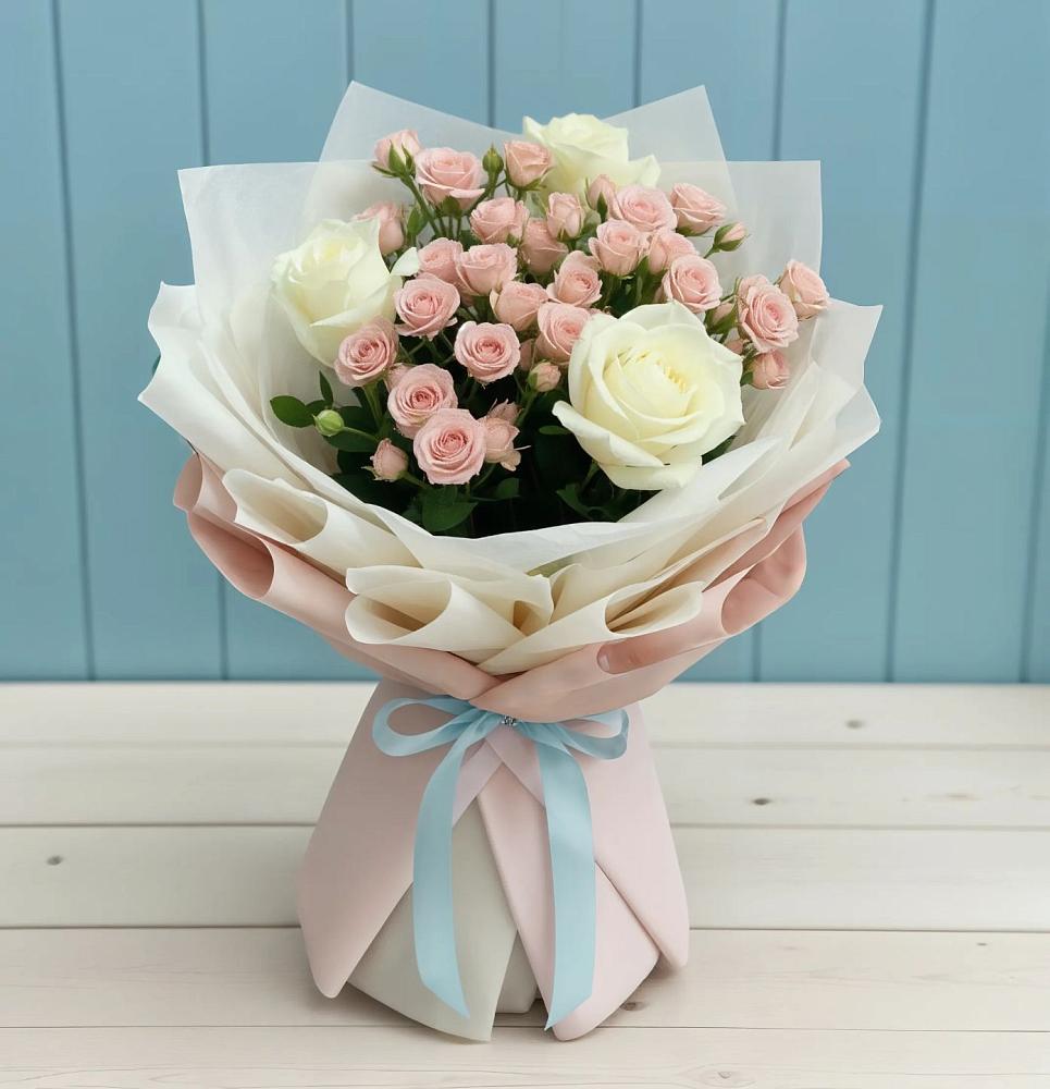 Букет цветов из: Розы в Загорьевские дали