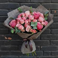Букет цветов из:  Розы в Загорьевские дали